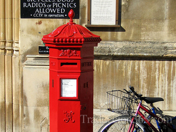 post office box london.jpg